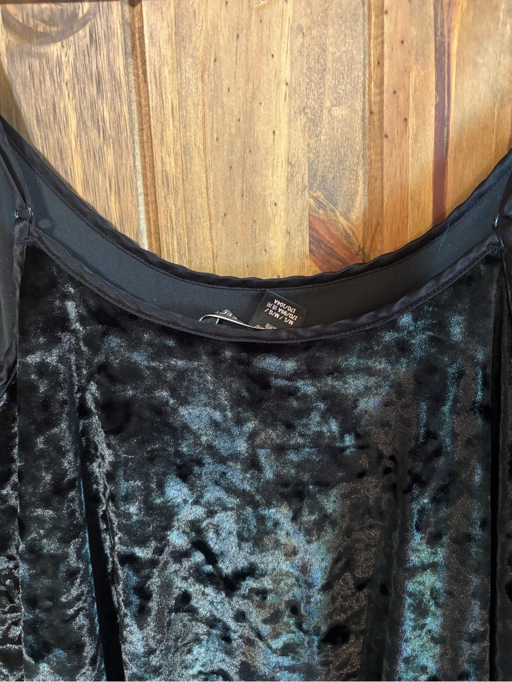 Vintage Y2K Victoria’s Secret Black Crushed Velvet Slip Dress Chemise M/L - Picture 6 of 15
